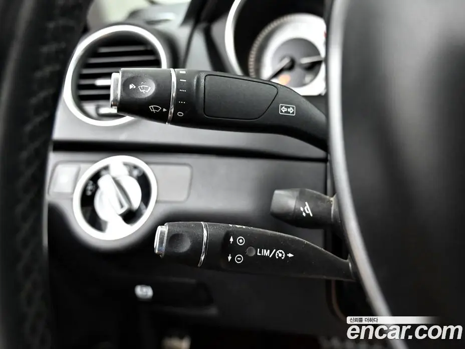 Mercedes-Benz C-Class 2012 2.5 автомат (гидро), фото 16 Mercedes-Benz C-Class 2012 2.5 автомат (гидро), фото 16