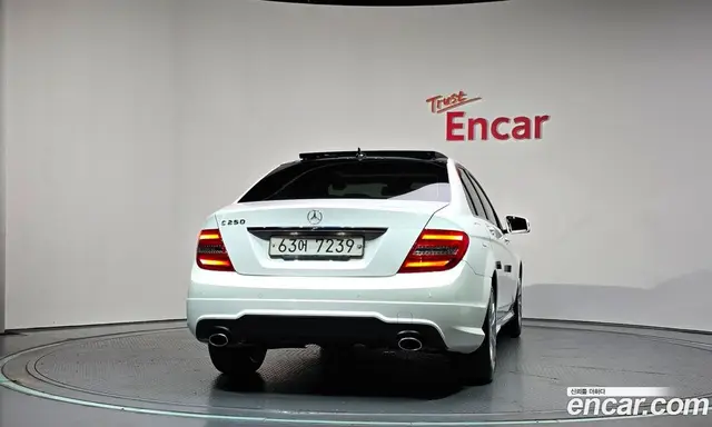 Mercedes-Benz C-Class 2012 2.5 автомат (гидро), миниатюра 4 Mercedes-Benz C-Class 2012 2.5 автомат (гидро), миниатюра 4
