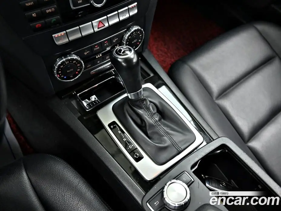 Mercedes-Benz C-Class 2012 2.5 автомат (гидро), фото 9 Mercedes-Benz C-Class 2012 2.5 автомат (гидро), фото 9