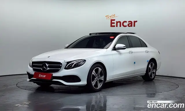 Mercedes-Benz E-Class, 2019, 77 361 км