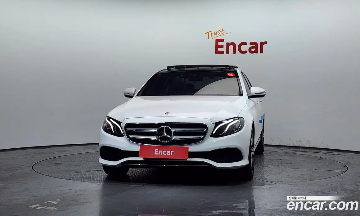 Mercedes-Benz E-Class 2019 2.0 автомат (гидро), фото 3