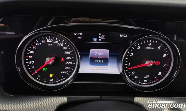 Mercedes-Benz E-Class 2019 2.0 автомат (гидро), миниатюра 8