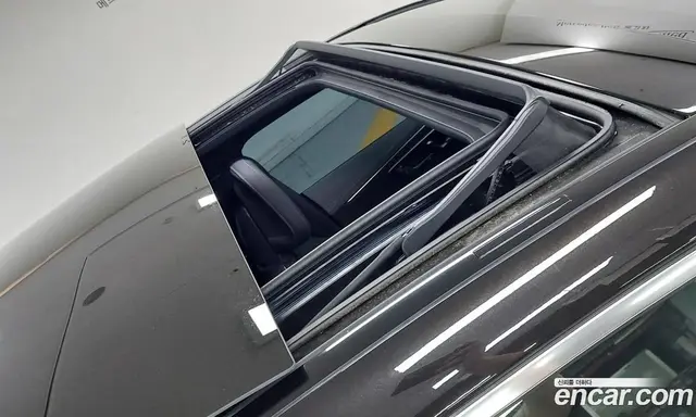 Mercedes-Benz EQS 2022 0.3 автомат (гидро), миниатюра 12