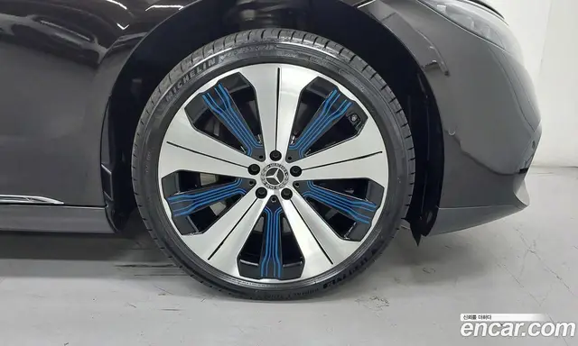 Mercedes-Benz EQS 2022 0.3 автомат (гидро), миниатюра 5
