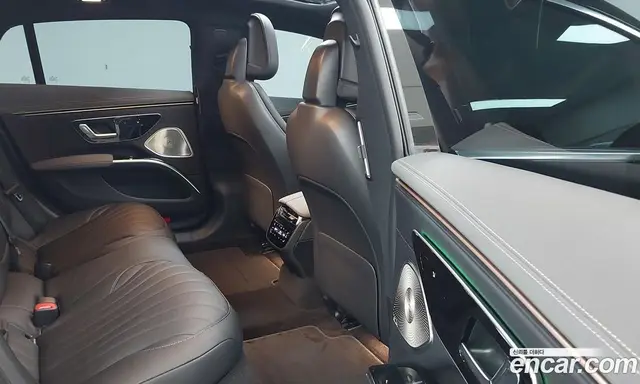 Mercedes-Benz EQS 2022 0.3 автомат (гидро), миниатюра 10