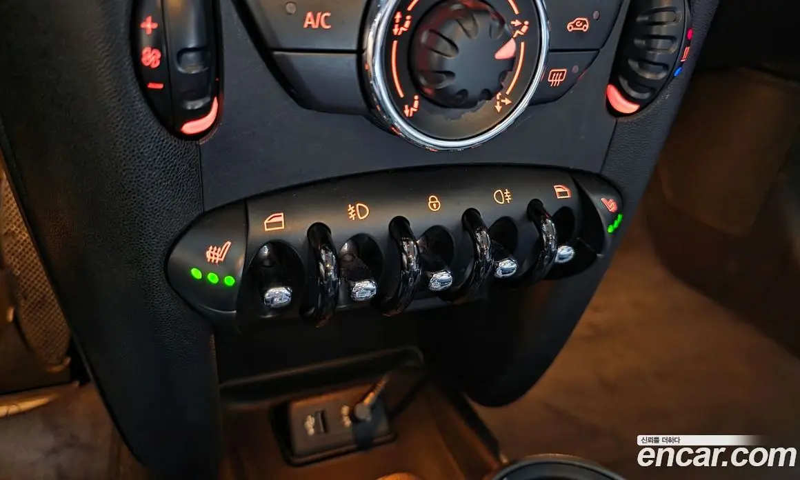 Mini Cooper 2013 2.0 автомат (гидро), фото 15