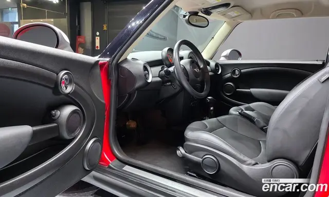 Mini Cooper 2013 2.0 автомат (гидро), миниатюра 10