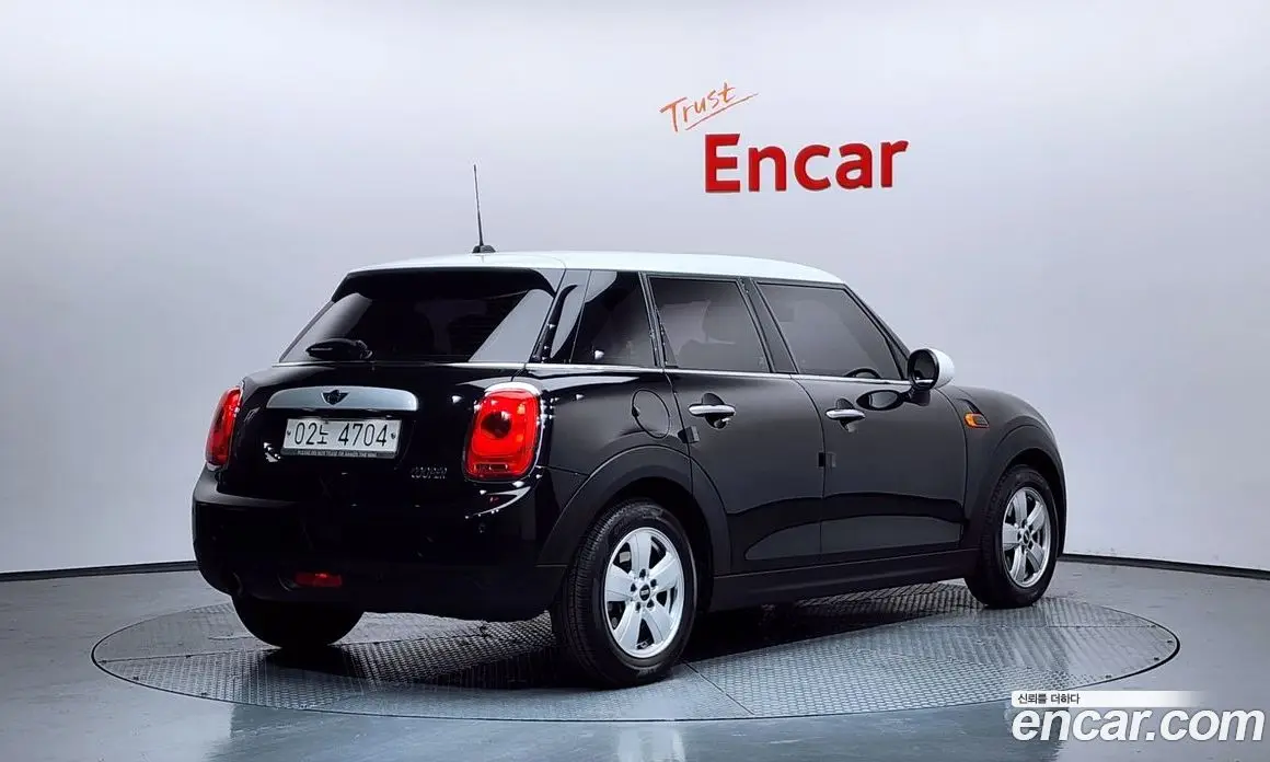 Mini Cooper 2015 1.5 автомат (гидро), фото 2 Mini Cooper 2015 1.5 автомат (гидро), фото 2