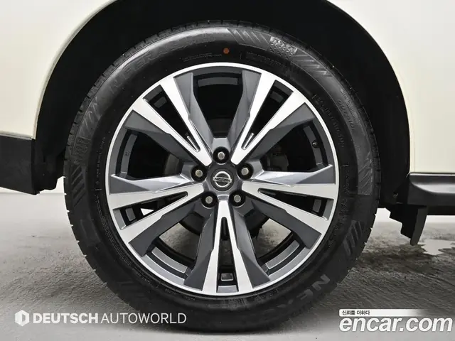 Nissan Pathfinder 2018 3.5 автомат (гидро), миниатюра 5