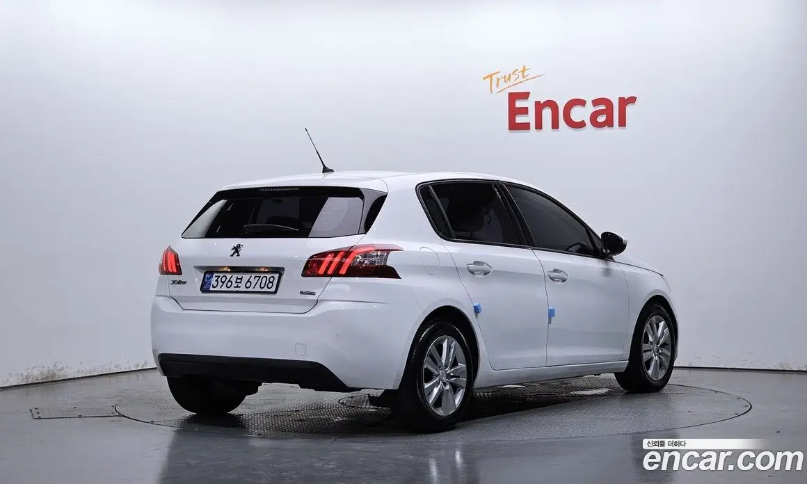 Peugeot 308 2015 1.6 автомат (гидро), фото 2 Peugeot 308 2015 1.6 автомат (гидро), фото 2