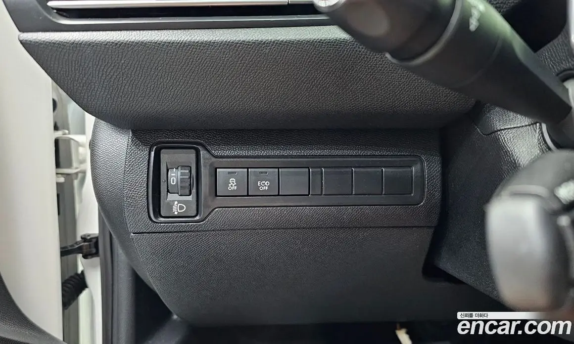 Peugeot 308 2015 1.6 автомат (гидро), фото 17 Peugeot 308 2015 1.6 автомат (гидро), фото 17