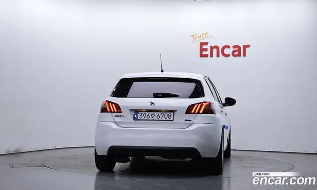 Peugeot 308 2015 1.6 автомат (гидро), миниатюра 4 Peugeot 308 2015 1.6 автомат (гидро), миниатюра 4