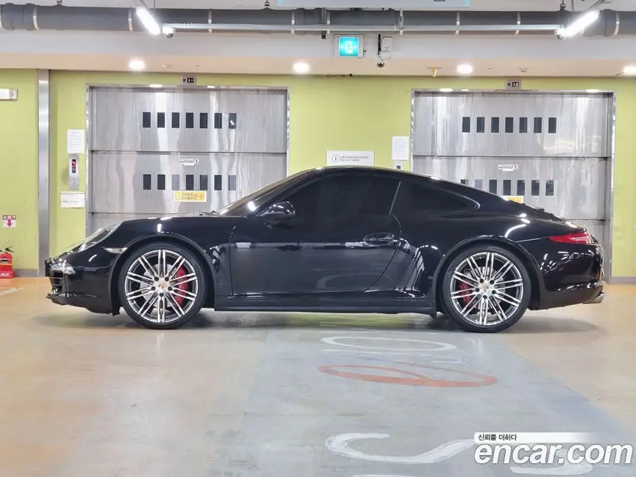 Porsche 911 2015 3.8 автомат (гидро), фото 2 Porsche 911 2015 3.8 автомат (гидро), фото 2