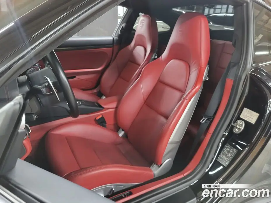 Porsche 911 2015 3.8 автомат (гидро), фото 11 Porsche 911 2015 3.8 автомат (гидро), фото 11