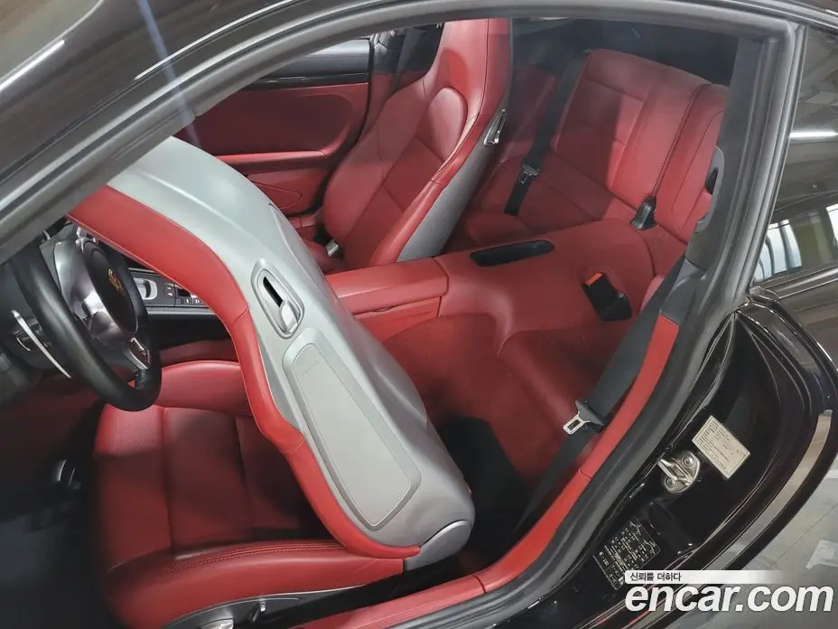 Porsche 911 2015 3.8 автомат (гидро), фото 12 Porsche 911 2015 3.8 автомат (гидро), фото 12