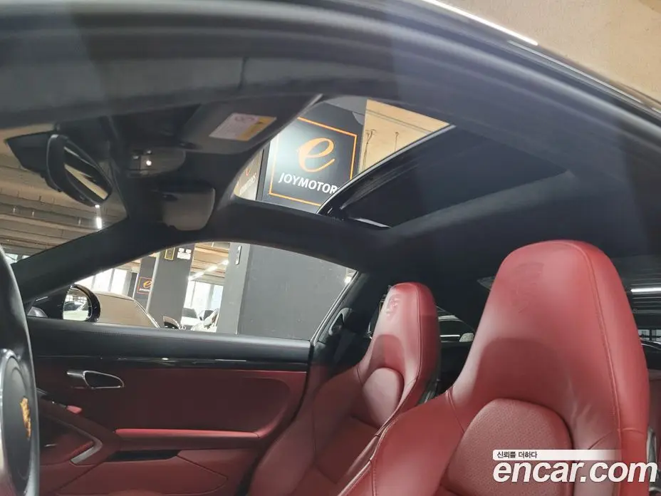 Porsche 911 2015 3.8 автомат (гидро), фото 16 Porsche 911 2015 3.8 автомат (гидро), фото 16