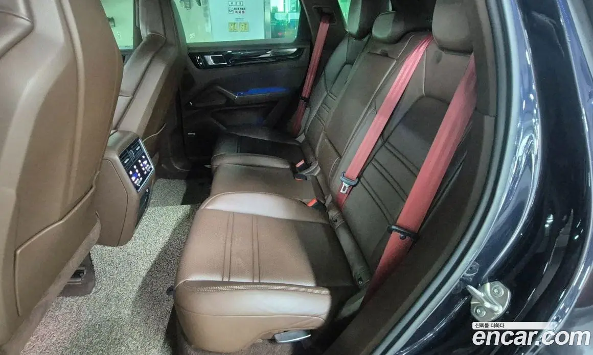 Porsche Cayenne 2021 3.0 автомат (гидро), фото 10 Porsche Cayenne 2021 3.0 автомат (гидро), фото 10