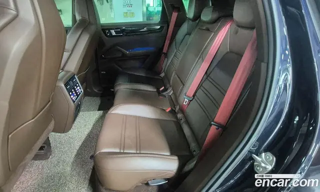 Porsche Cayenne 2021 3.0 автомат (гидро), миниатюра 10 Porsche Cayenne 2021 3.0 автомат (гидро), миниатюра 10