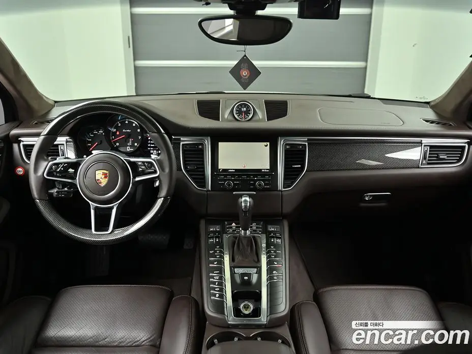 Porsche Macan 2014 3.6 автомат (гидро), фото 8 Porsche Macan 2014 3.6 автомат (гидро), фото 8