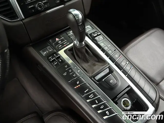 Porsche Macan 2014 3.6 автомат (гидро), миниатюра 10 Porsche Macan 2014 3.6 автомат (гидро), миниатюра 10