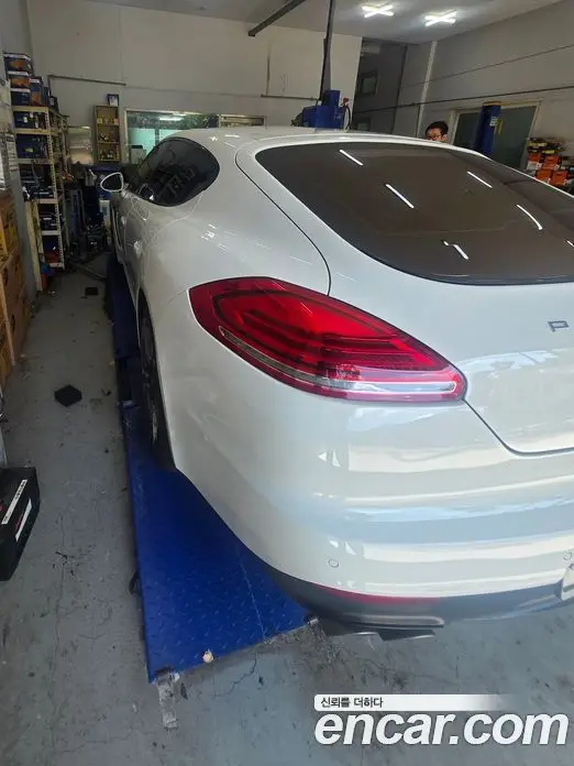 Porsche Panamera 2015 3.6 автомат (гидро), миниатюра 4