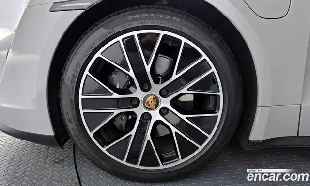 Porsche Taycan 2022 0.1 автомат (гидро), миниатюра 5
