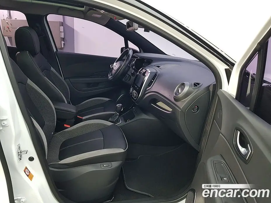 Renault (Samsung) QM3 2018 1.5 автомат (гидро), фото 14