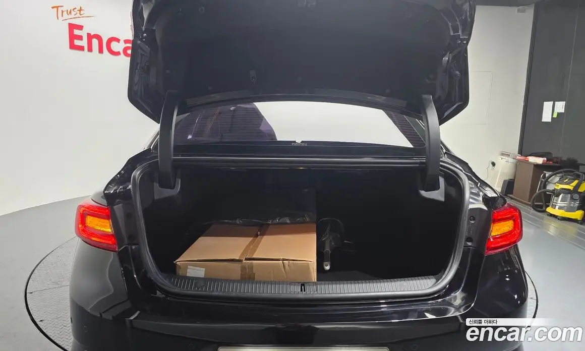Renault (Samsung) SM6 2017 2.0 автомат (гидро), фото 20 Renault (Samsung) SM6 2017 2.0 автомат (гидро), фото 20