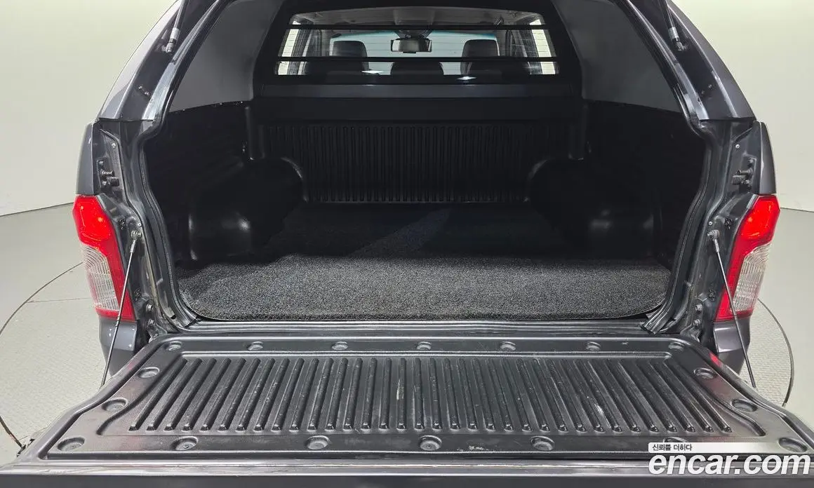 SsangYong Korando 2014 2.0 автомат (гидро), фото 20