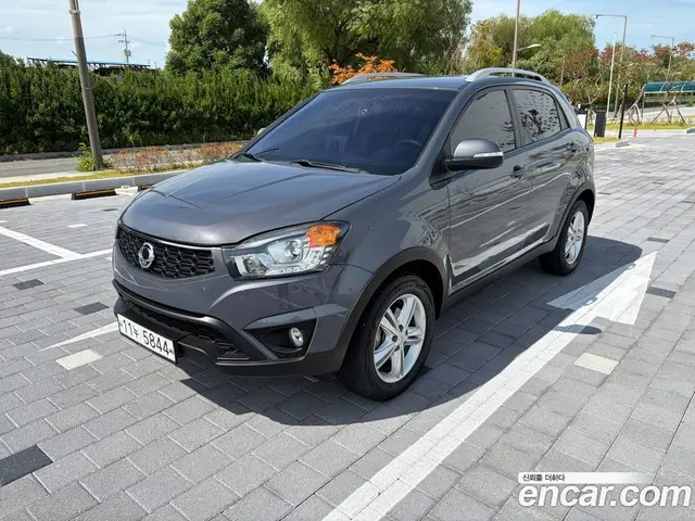 SsangYong Korando, 2015, 127 698 км