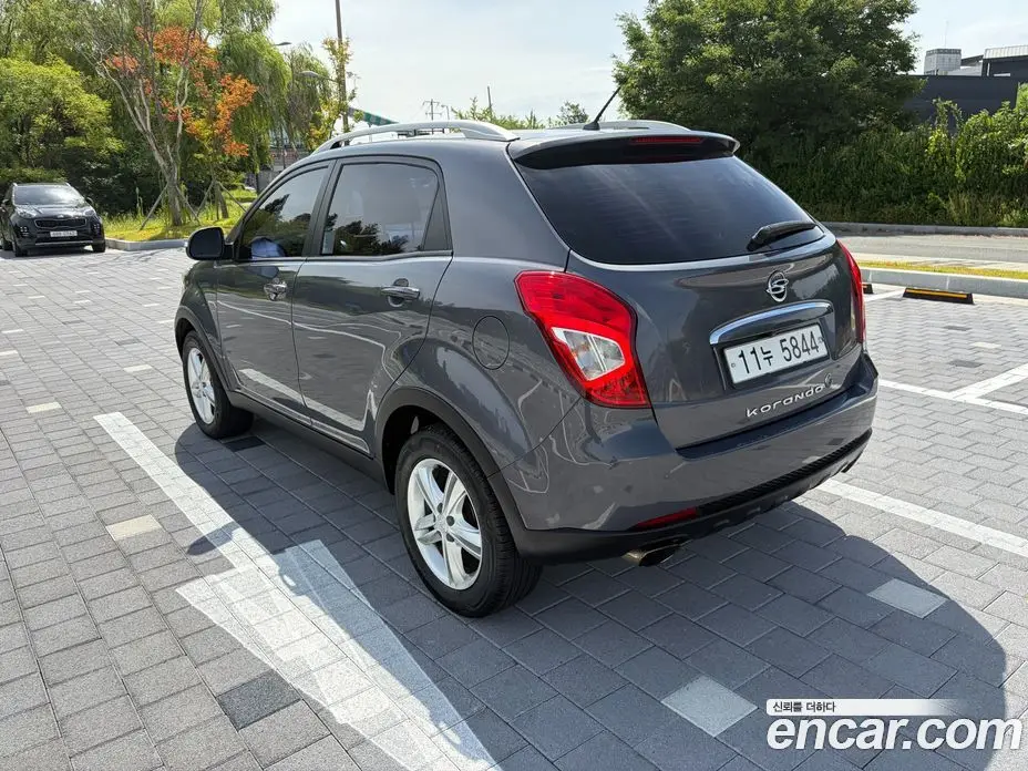 SsangYong Korando 2015 2.0 автомат (гидро), фото 7 SsangYong Korando 2015 2.0 автомат (гидро), фото 7