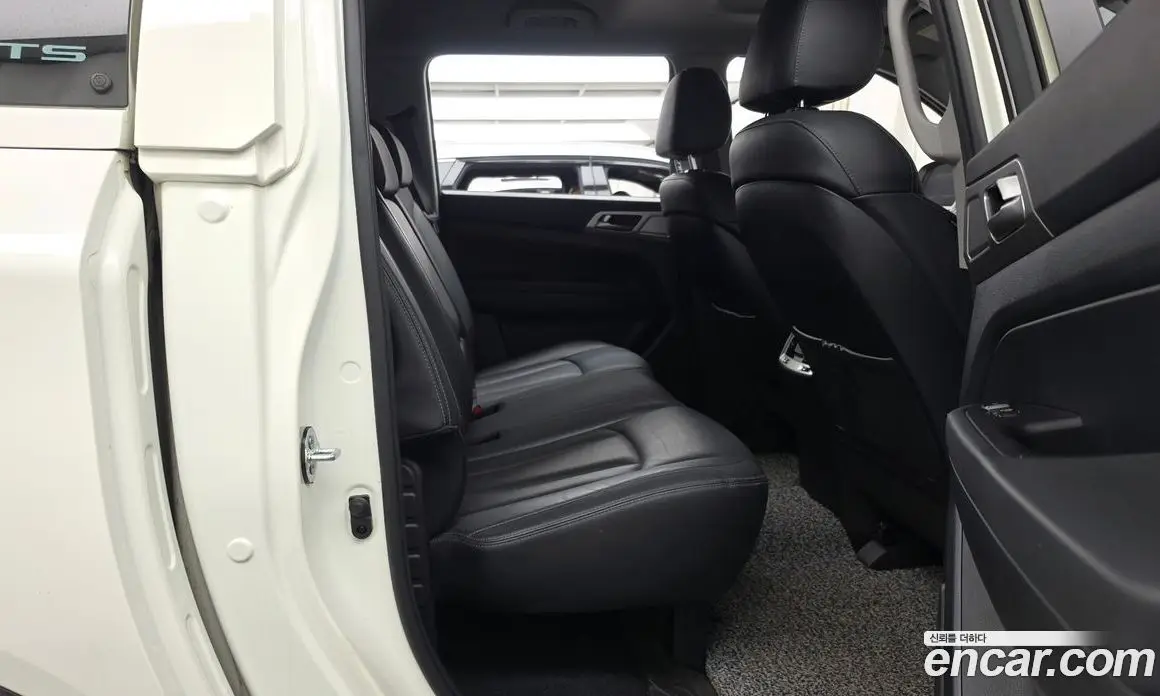 SsangYong Rexton 2019 2.2 автомат (гидро), фото 12
