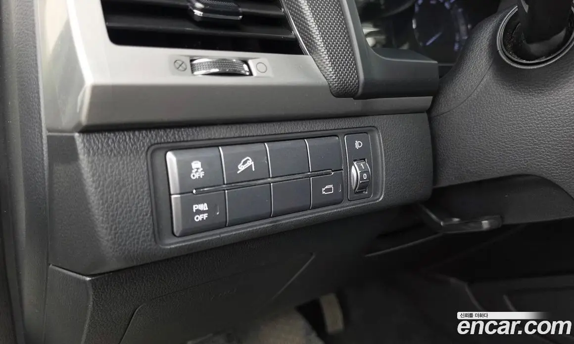 SsangYong Rexton 2019 2.2 автомат (гидро), фото 16