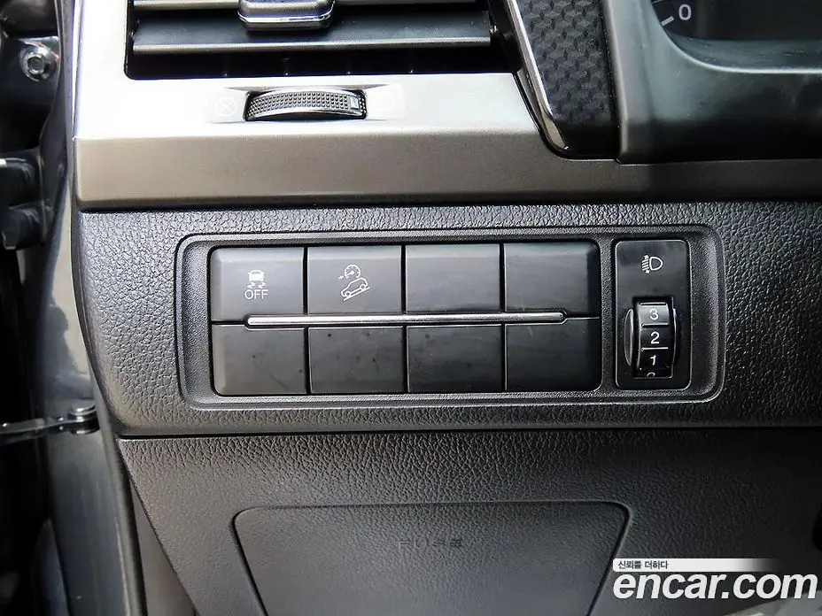 SsangYong Rexton 2022 2.2 автомат (гидро), фото 12 SsangYong Rexton 2022 2.2 автомат (гидро), фото 12