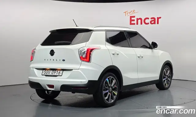 SsangYong TIBOLI 2015 1.6 автомат (гидро), миниатюра 2
