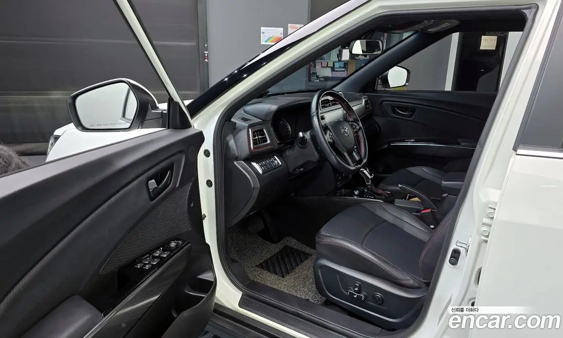 SsangYong TIBOLI 2021 1.5 автомат (гидро), фото 10