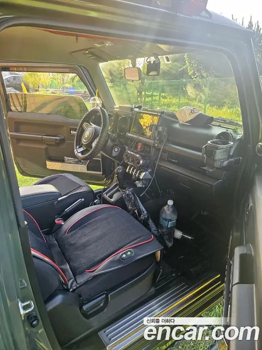 Suzuki Jimny 2021 1.5 автомат (гидро), фото 6