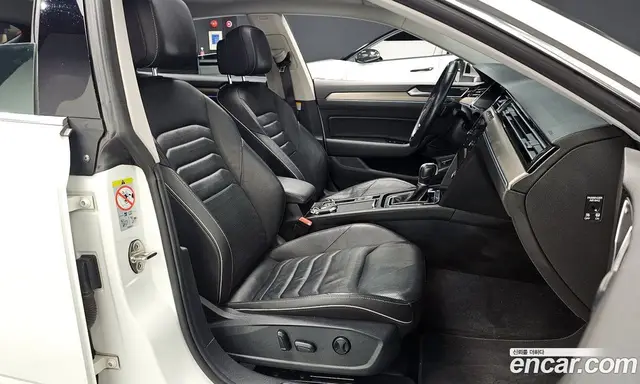 Volkswagen Arteon 2019 2.0 автомат (гидро), миниатюра 10 Volkswagen Arteon 2019 2.0 автомат (гидро), миниатюра 10