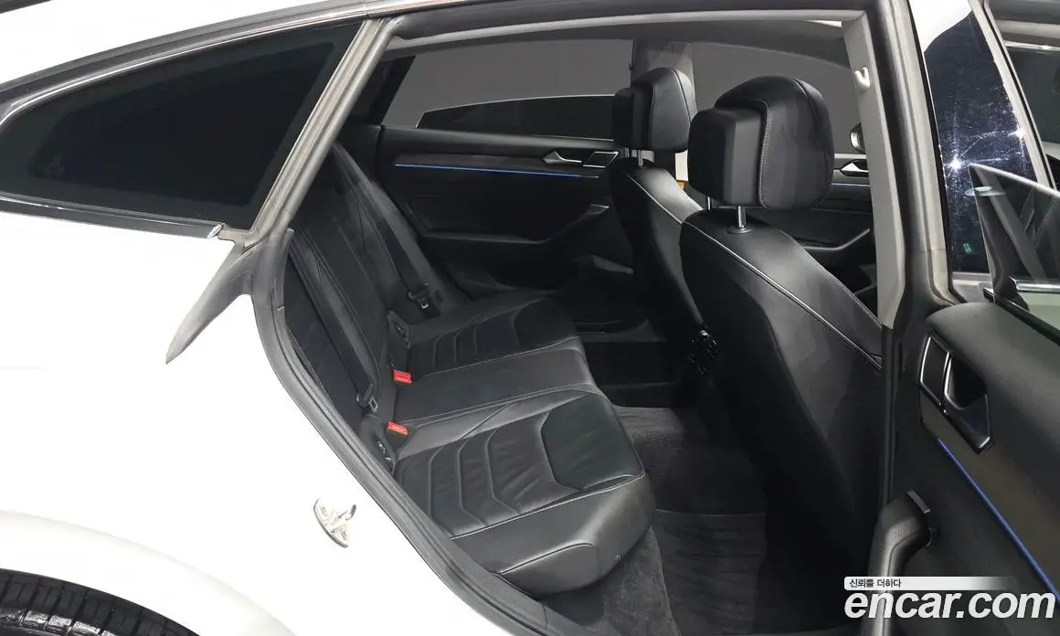 Volkswagen Arteon 2019 2.0 автомат (гидро), фото 12 Volkswagen Arteon 2019 2.0 автомат (гидро), фото 12