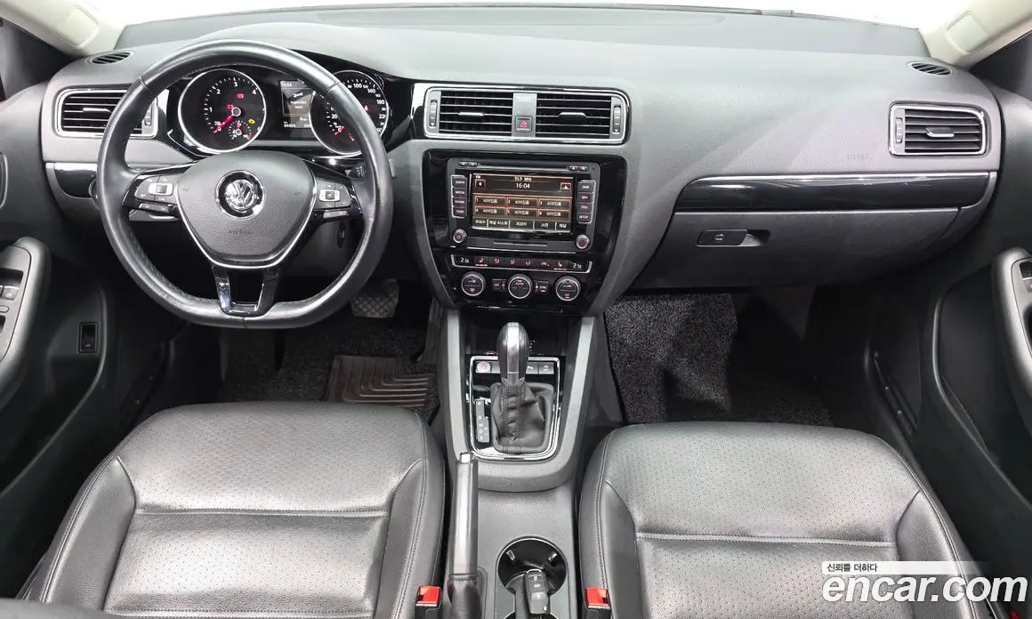 Volkswagen Jetta 2015 2.0 автомат (гидро), фото 7 Volkswagen Jetta 2015 2.0 автомат (гидро), фото 7
