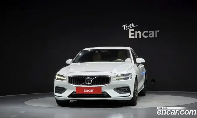 Volvo S60 2023 2.0 автомат (гидро), миниатюра 3 Volvo S60 2023 2.0 автомат (гидро), миниатюра 3