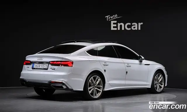 Audi A5 2021 2.0 автомат (гидро), миниатюра 2