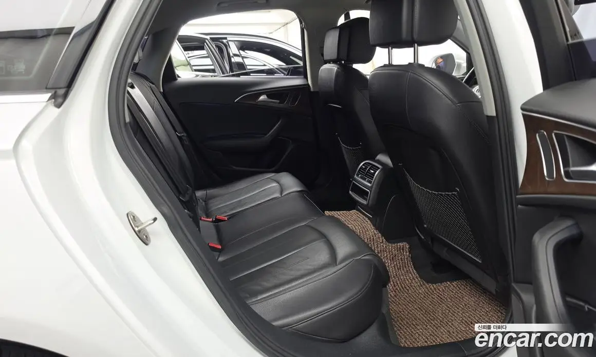 Audi A6 2015 2.0 автомат (гидро), фото 12