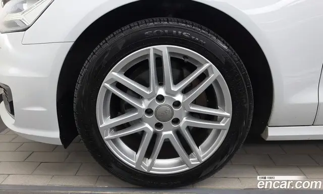 Audi A6 2015 2.0 автомат (гидро), миниатюра 5