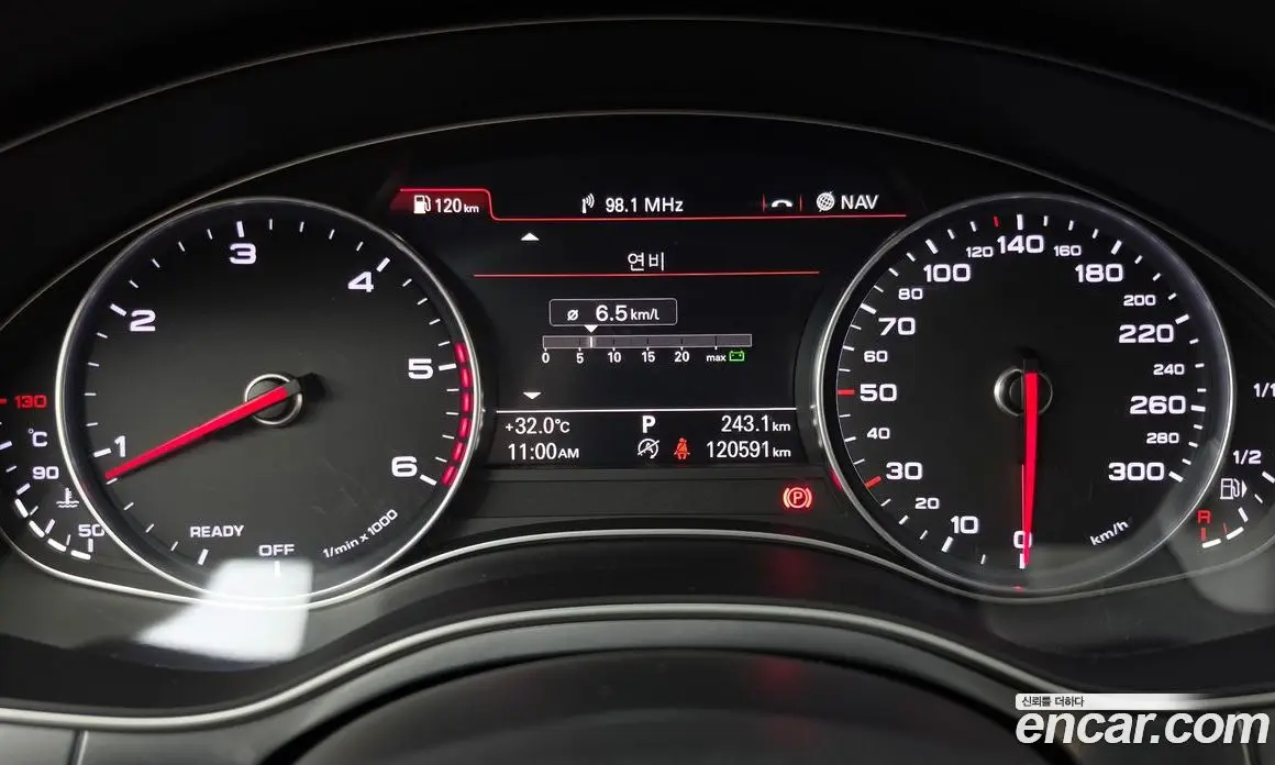 Audi A6 2015 2.0 автомат (гидро), фото 8