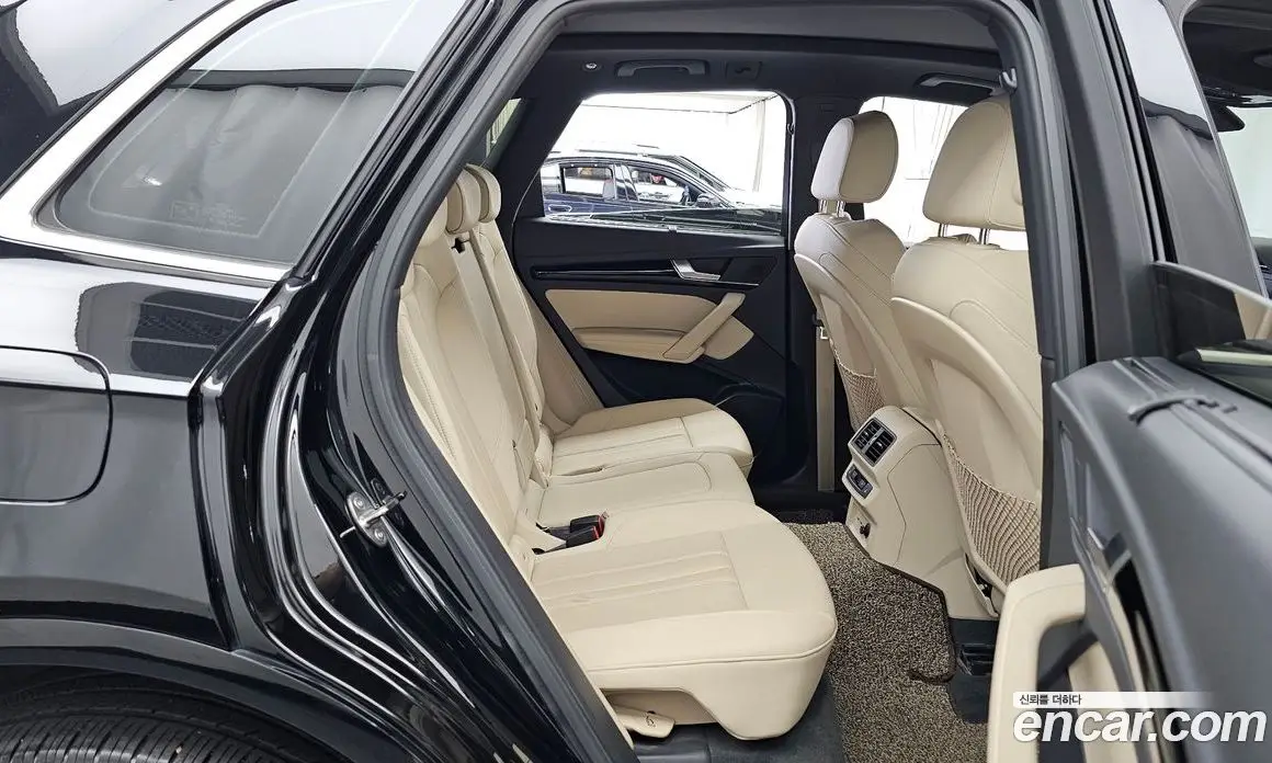 Audi Q5 2021 2.0 автомат (гидро), фото 12 Audi Q5 2021 2.0 автомат (гидро), фото 12