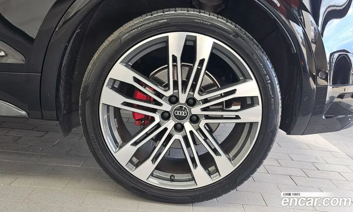 Audi SQ5 2021 3.0 автомат (гидро), фото 5 Audi SQ5 2021 3.0 автомат (гидро), фото 5