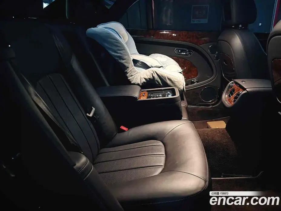 Bentley Mulsanne 2011 6.8 автомат (гидро), фото 13
