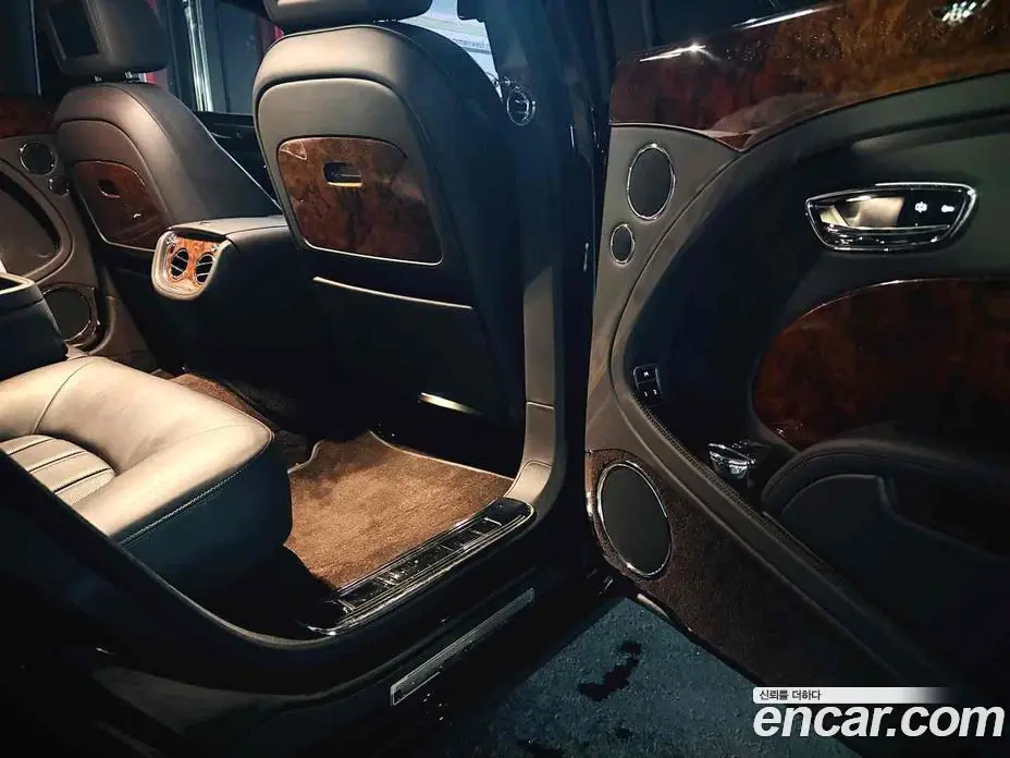 Bentley Mulsanne 2011 6.8 автомат (гидро), фото 16