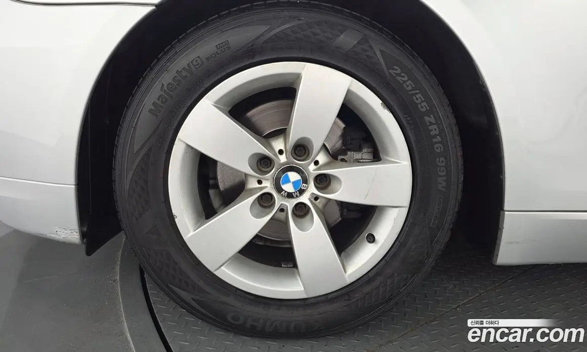 BMW 5 серия 2009 2.0 автомат (гидро), фото 5 BMW 5 серия 2009 2.0 автомат (гидро), фото 5